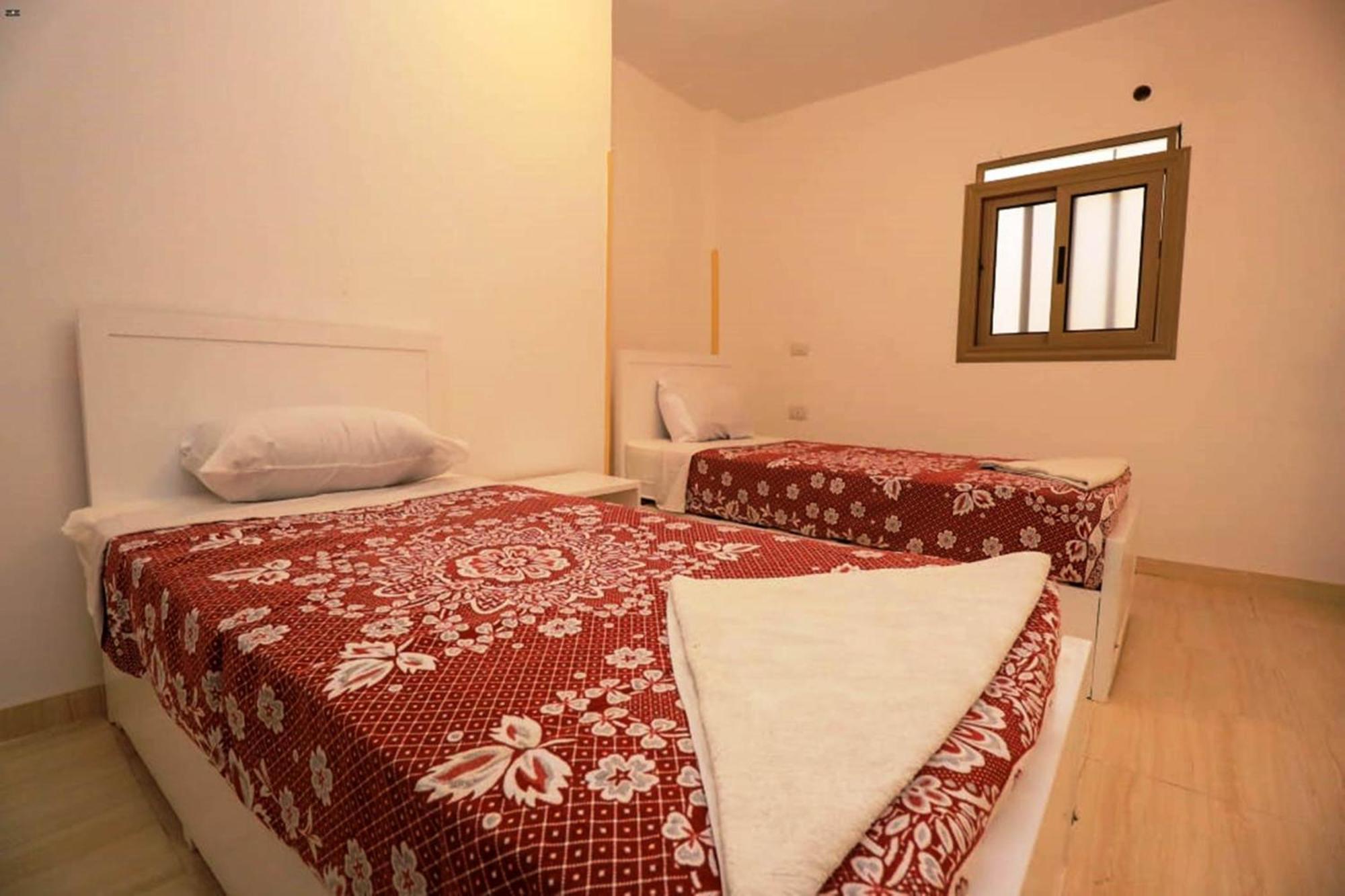 Luxor View Hostel Bagian luar foto