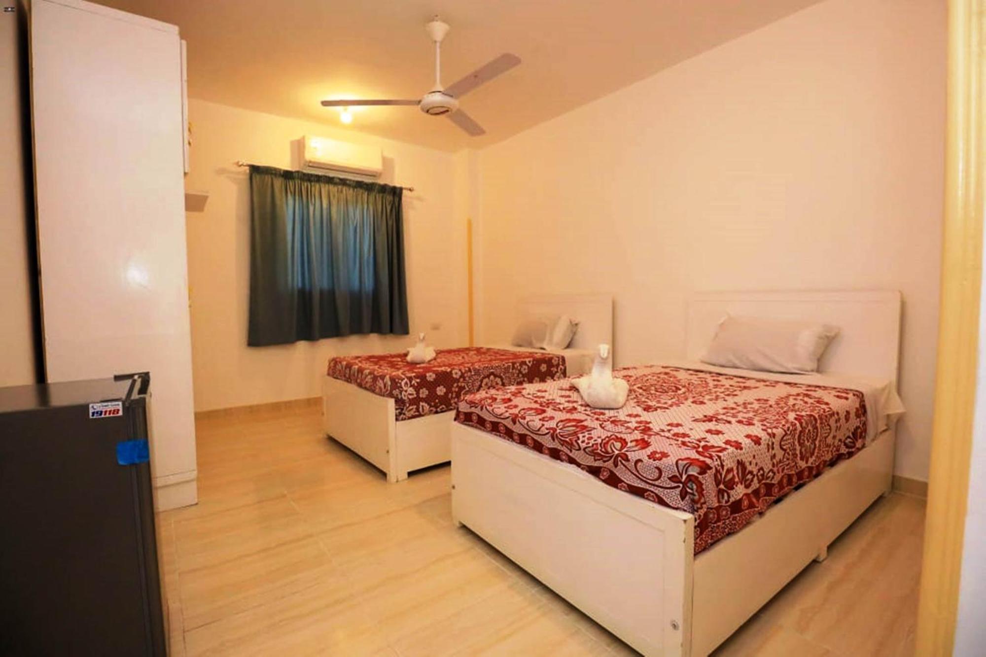 Luxor View Hostel Bagian luar foto