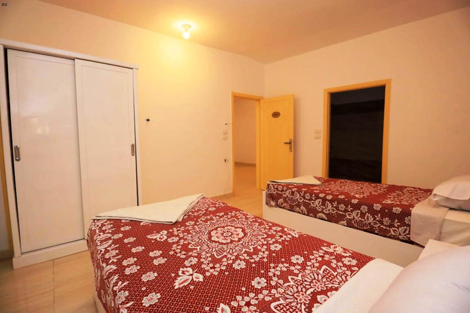 Luxor View Hostel Bagian luar foto