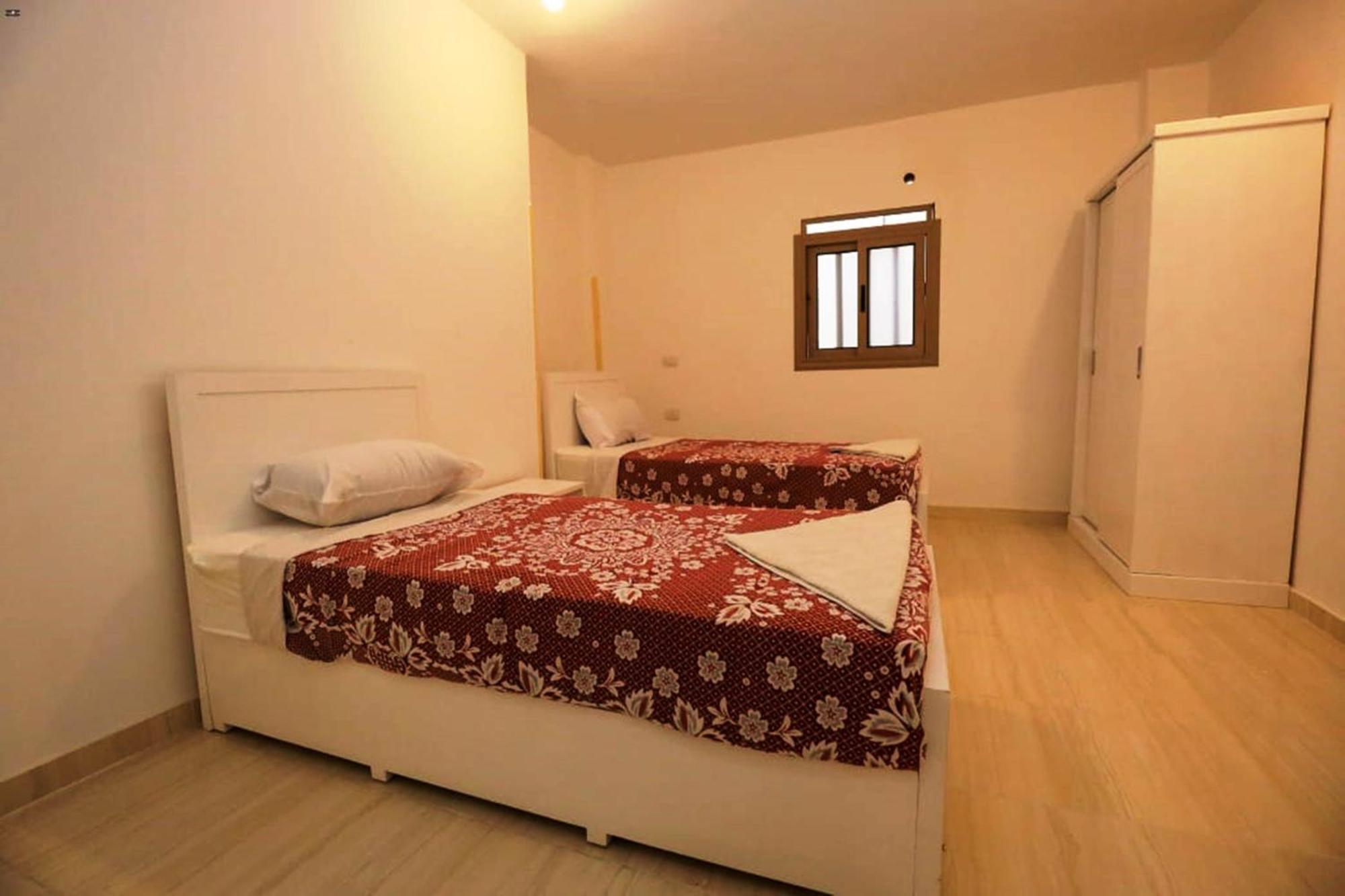 Luxor View Hostel Bagian luar foto