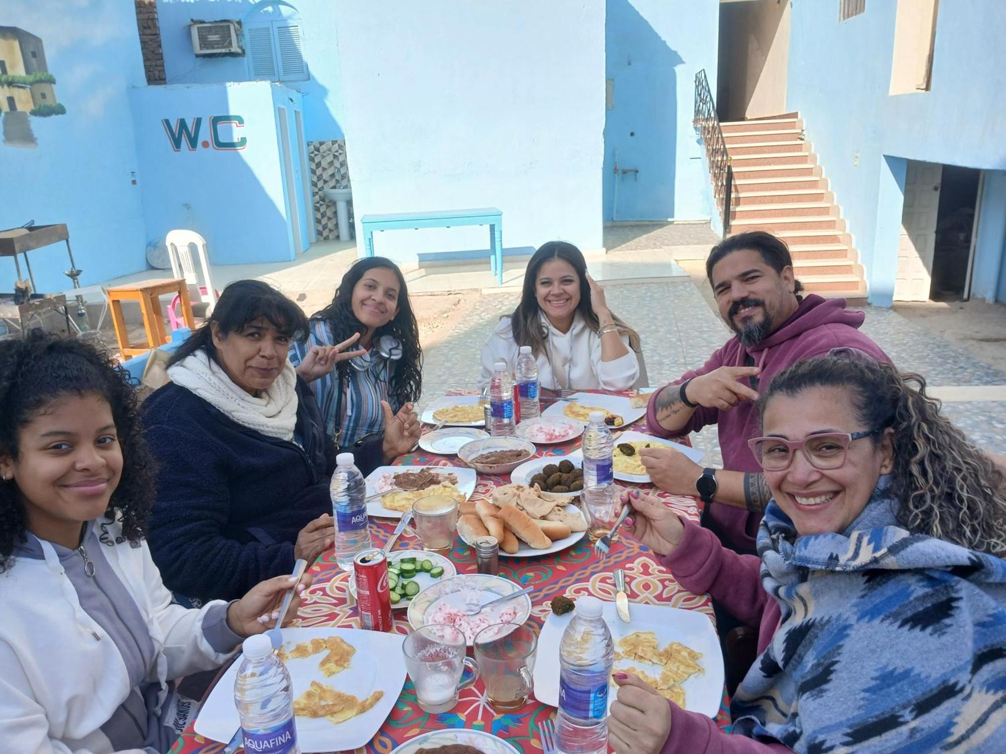 Luxor View Hostel Bagian luar foto