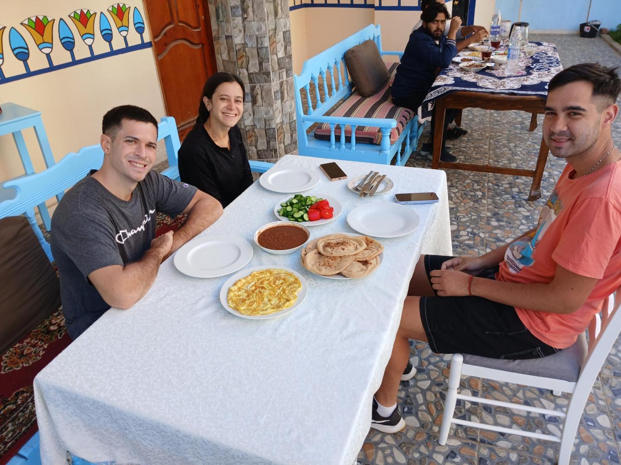 Luxor View Hostel Bagian luar foto
