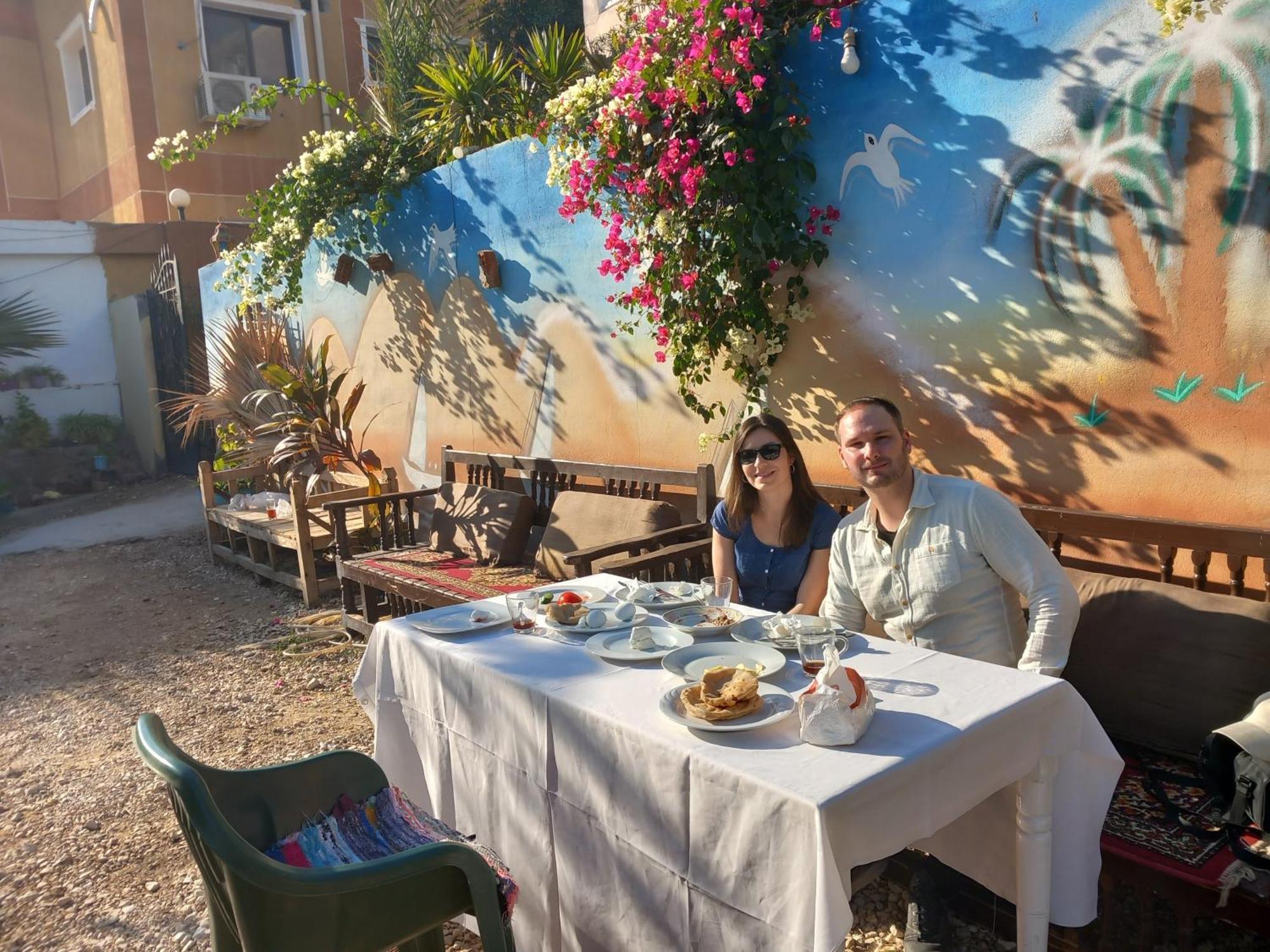 Luxor View Hostel Bagian luar foto